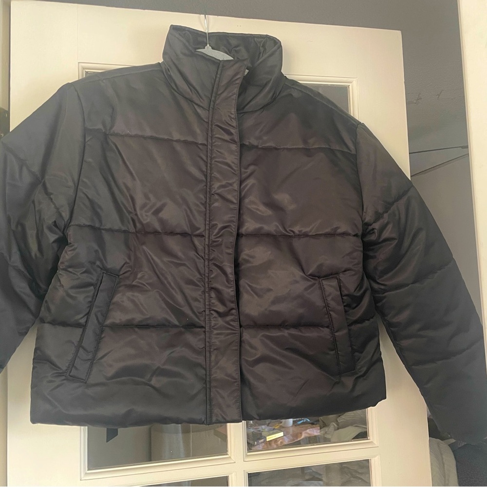 RVCA brand new puffer jacket